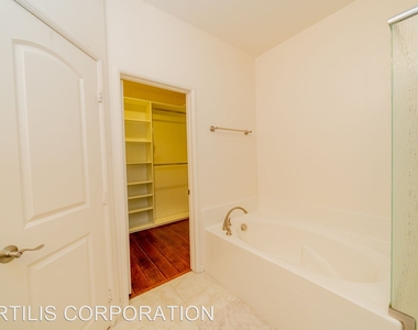 8022 City View Place - Photo Thumbnail 40