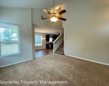 516 Merlin Lane - Photo Thumbnail 3