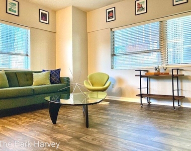 200 N Harvey - Photo Thumbnail 6