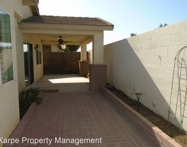 11416 Privet Place - Photo Thumbnail 13