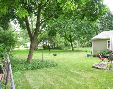 367 E Beaumont Road - Photo Thumbnail 1