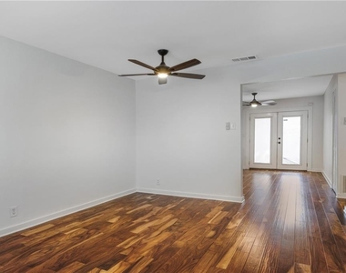 1401  Astor Pl - Photo Thumbnail 13