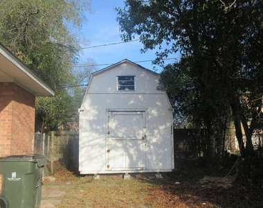 1408 Platt Springs Road - Photo Thumbnail 12