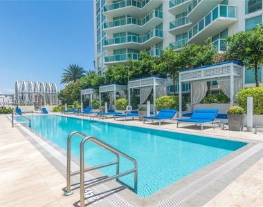 250 Sunny Isles Blvd Apt 3-1603 - Photo Thumbnail 10