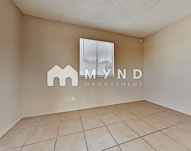 106 N Casa Grande Ave - Photo Thumbnail 3