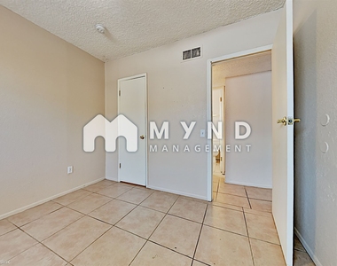 106 N Casa Grande Ave - Photo Thumbnail 5