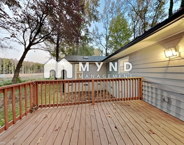 5613 Deerborn Dr - Photo Thumbnail 13