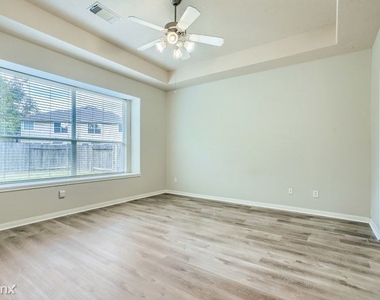 17603 Sierra Creek Lane Unit - Photo Thumbnail 11