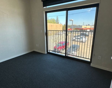 6601 Folsom Blvd - Photo Thumbnail 19