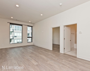 853 N. Larrabee - Photo Thumbnail 5