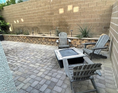 8081 Misty Canyon Avenue - Photo Thumbnail 24