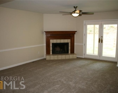 1457 Hembree Station Drive - Photo Thumbnail 2