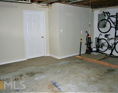 1457 Hembree Station Drive - Photo Thumbnail 21