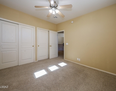 9723 E Rock Ridge Court - Photo Thumbnail 26