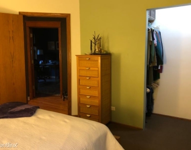 4342 N Kenmore 3 - Photo Thumbnail 2