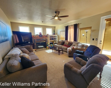 15425 Copperfield Dr - Photo Thumbnail 18