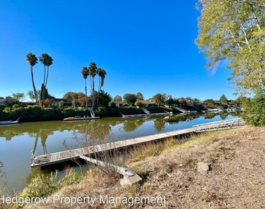 1032 Marina Drive - Photo Thumbnail 17