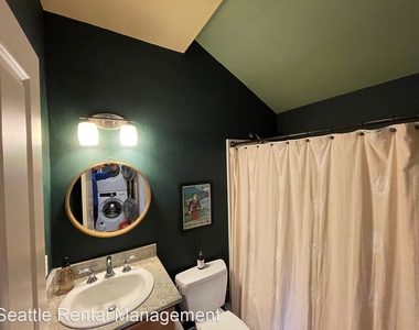 5931 Delridge Way Sw - Photo Thumbnail 13