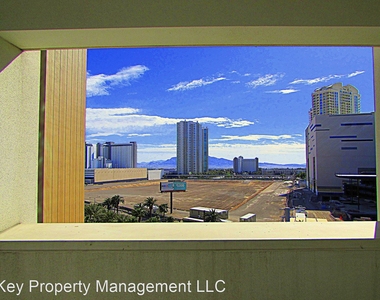 2700 S. Las Vegas Blvd #604 - Photo Thumbnail 10