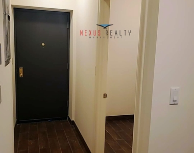 140-19 Beech Avenue - Photo Thumbnail 7