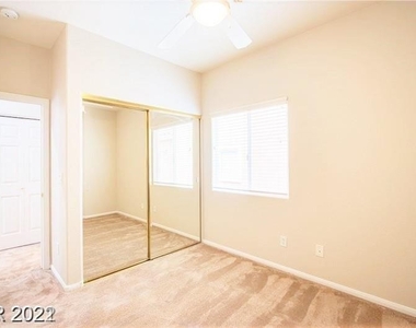 10616 Calico Pines Avenue - Photo Thumbnail 16