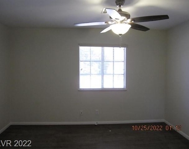 1438 Blazing Sand Street - Photo Thumbnail 10