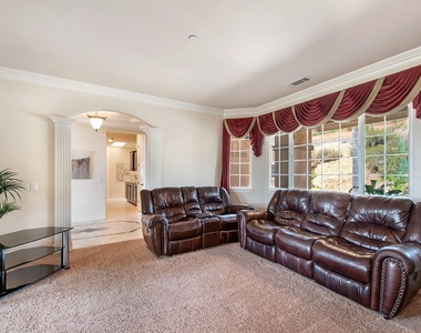 3676 Alta Vista Dr - Photo Thumbnail 13