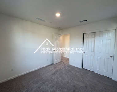 7963 Arcadia Dr - Photo Thumbnail 13