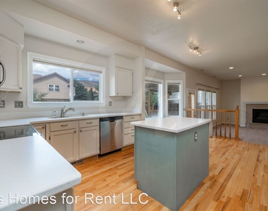 6350 Crested Butte Cir - Photo Thumbnail 7