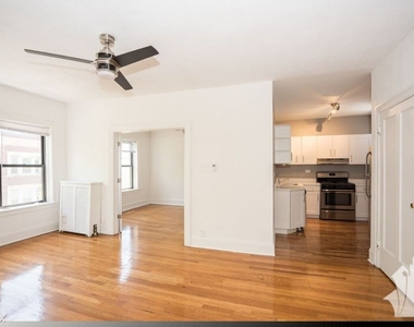 622 W Stratford Pl Unit 26-2w - Photo Thumbnail 3