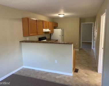 187 St George Ln Apt# 31 - Photo Thumbnail 13