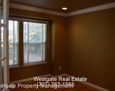 657 Wilford Circle - Photo Thumbnail 9