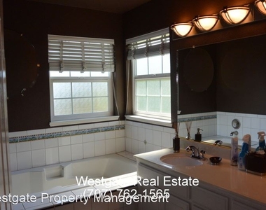 657 Wilford Circle - Photo Thumbnail 7