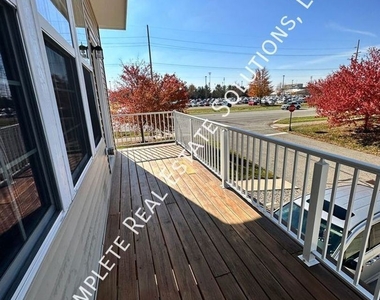 12671 White Chapel Cir. - Photo Thumbnail 5