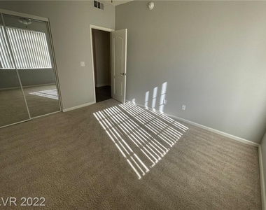 1604 Sussex Street - Photo Thumbnail 16