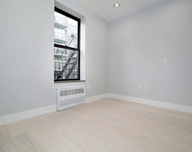 195 Stanton Street - Photo Thumbnail 6