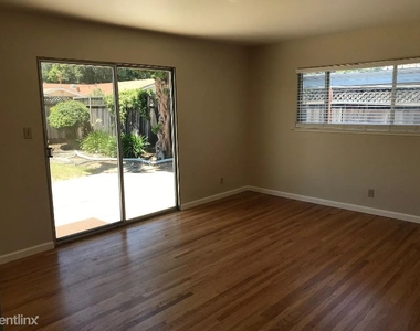 4463 Sloat Rd - Photo Thumbnail 4