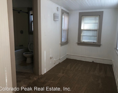 527 E Platte Ave - Photo Thumbnail 16