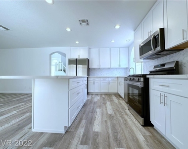 9821 Cactus View Avenue - Photo Thumbnail 22