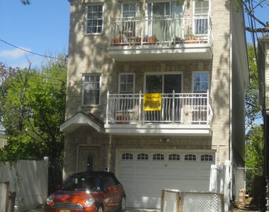 24 Woodlawn Ave - Photo Thumbnail 0