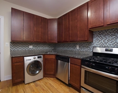 3519 N. Racine, Unit 4e - Photo Thumbnail 1