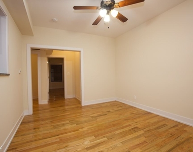 3519 N. Racine, Unit 4e - Photo Thumbnail 10