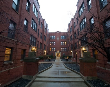 3519 N. Racine, Unit 4e - Photo Thumbnail 0