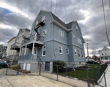 86 Medford St - Photo Thumbnail 1