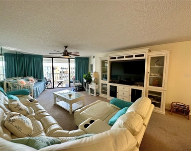 6600 Sunset Way - Photo Thumbnail 47