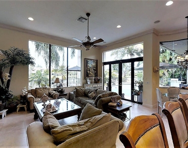 8871 Club Estates Way - Photo Thumbnail 16