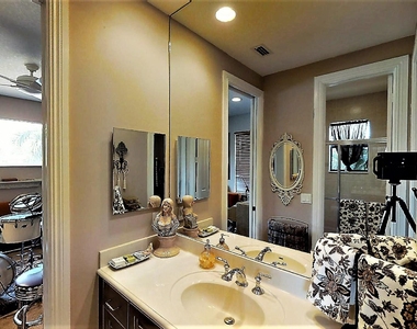 8871 Club Estates Way - Photo Thumbnail 27