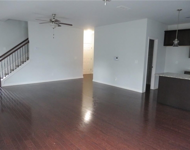 4745 Highland Avenue - Photo Thumbnail 12