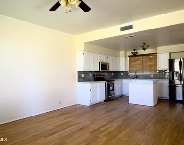 7710 W Marco Polo Road - Photo Thumbnail 7