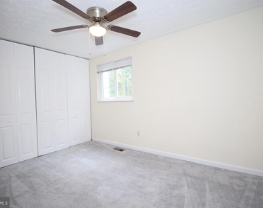 8094 Grandview Court - Photo Thumbnail 15